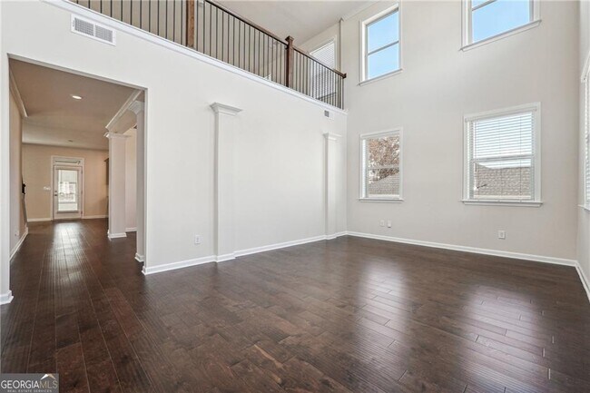 Building Photo - 3373 Shoals Ridge Dr
