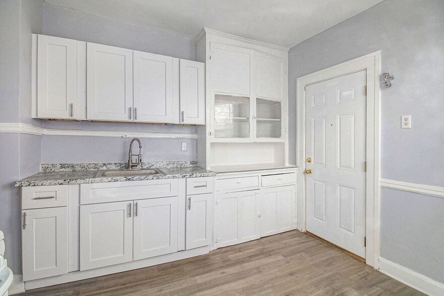 Building Photo - 3801 Ellery St