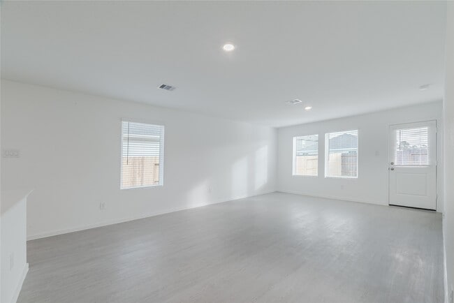 Building Photo - 18023 Trepito Ave