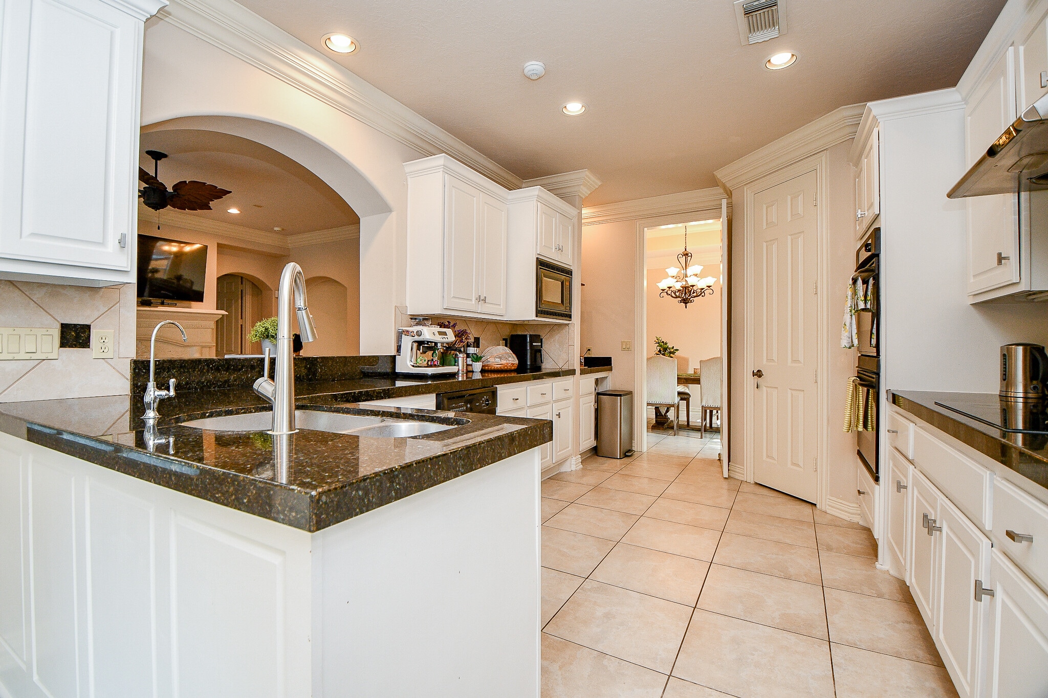 Building Photo - 14206 Jade Cove Dr