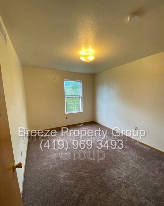 Building Photo - 906 E Bancroft St