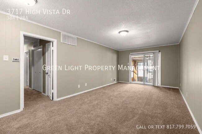 Building Photo - 3717 High Vista Dr