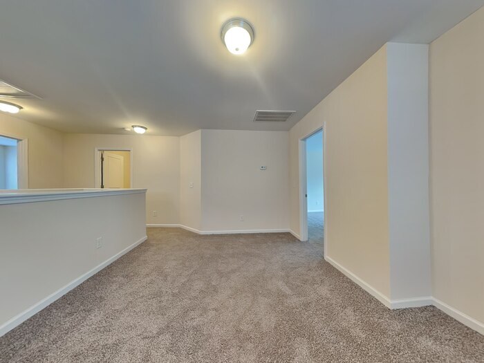 Building Photo - 394 Eagle Feather Loop