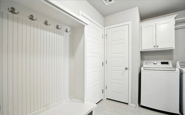 Building Photo - 3505 E 154th St S