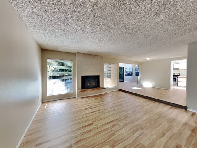 Building Photo - 1307 SW 355th Pl