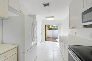 Building Photo - 6090 Aloma Ln