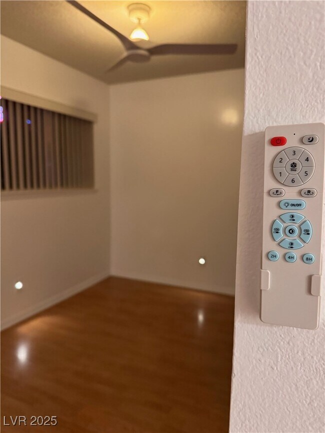 Building Photo - 350 E Desert Inn Rd