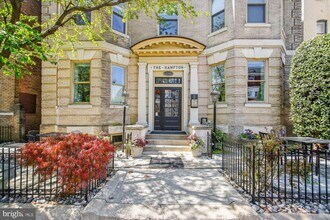 Building Photo - 1740 18th St NW