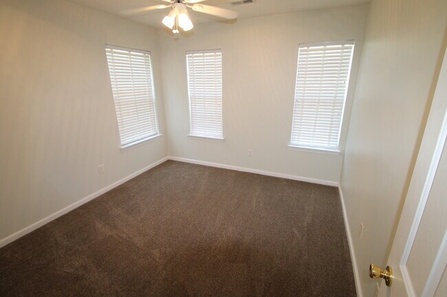 Building Photo - Exclusively Offered by Muse Realty, LLC