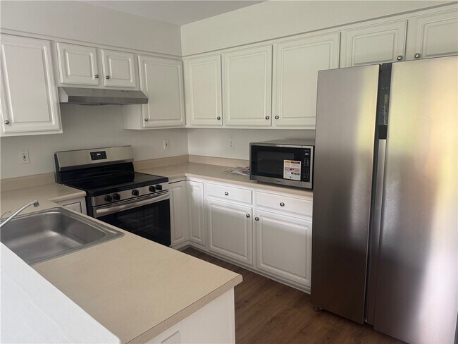 Building Photo - 84 Brownstone Ln