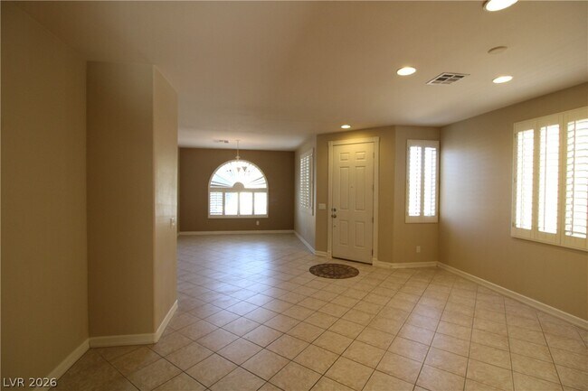 Building Photo - 754 Rise Canyon Dr