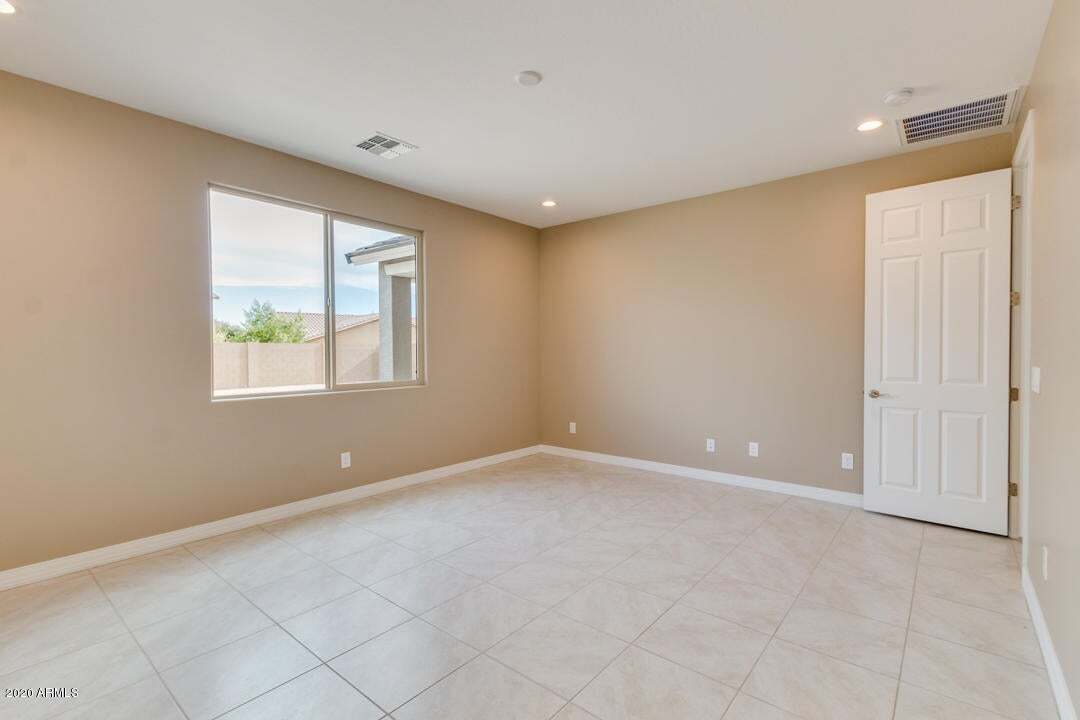 Building Photo - 17695 W Buchanan St