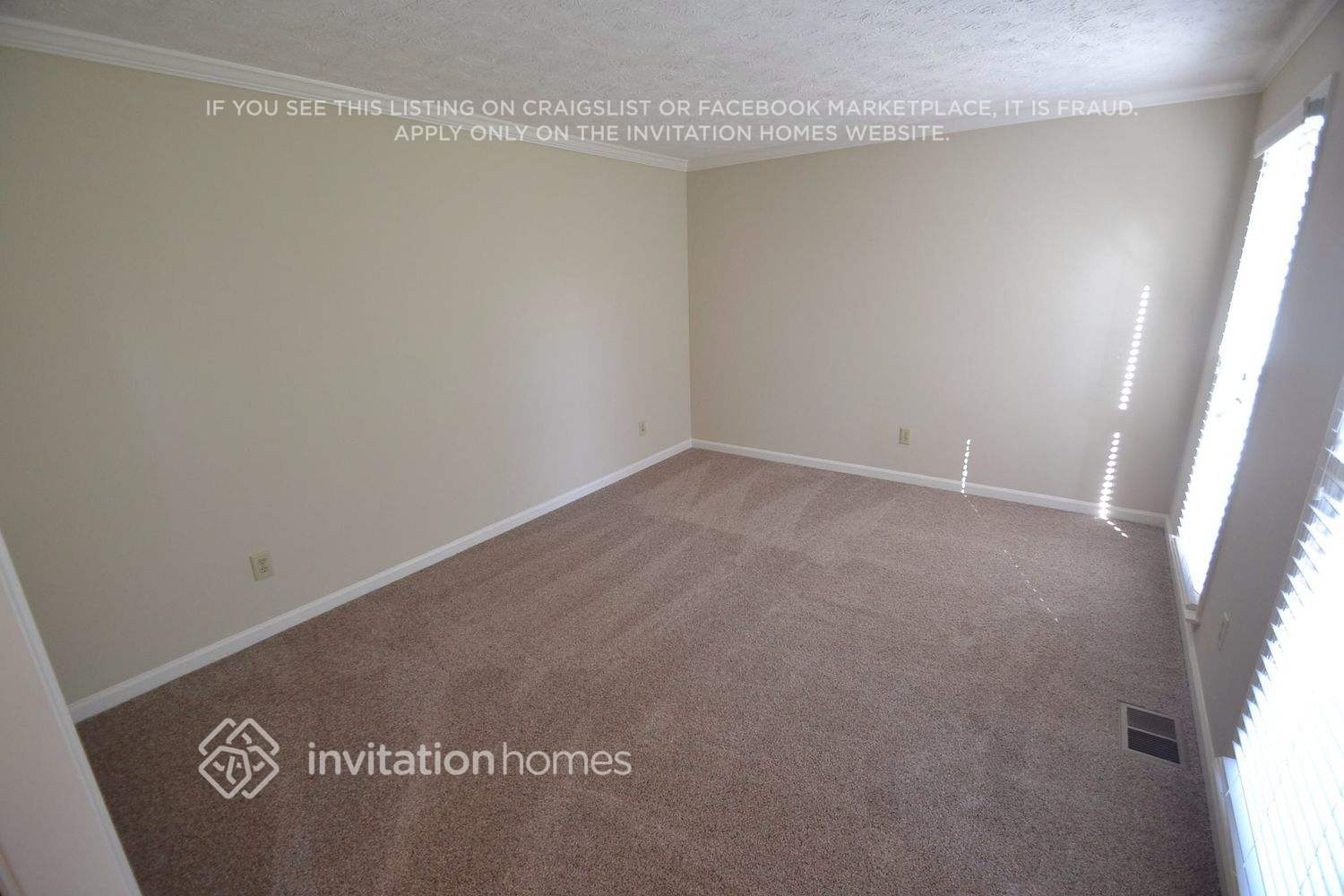 Building Photo - 1591 Willow Bluff