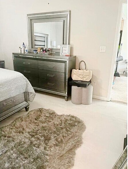 Bedroom 1 - 540 Palm St