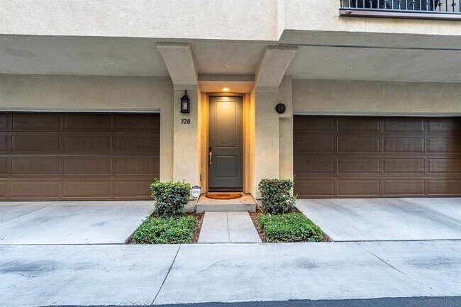 Building Photo - Riverview Townhome in Santee