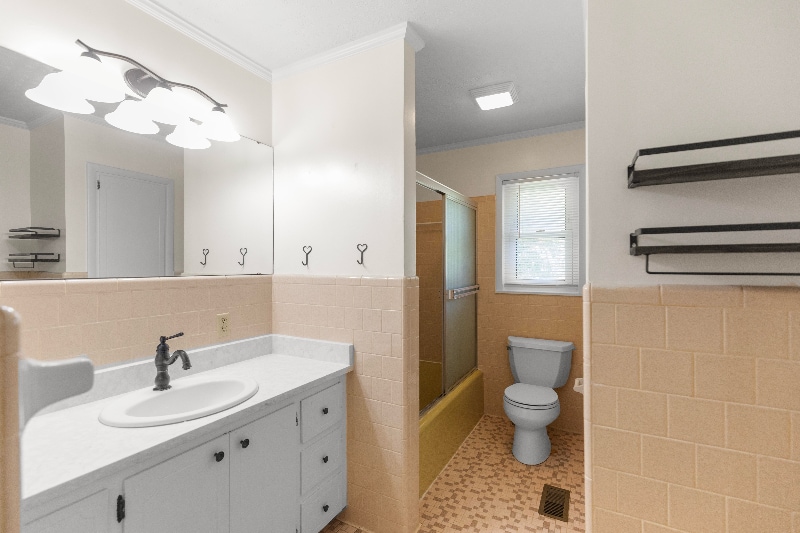 Building Photo - 202 Christopher Dr