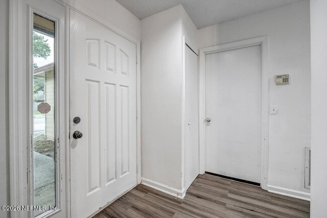 Building Photo - 3105 Coral Reef Dr