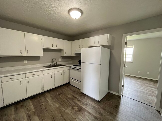 Building Photo - Stockton Apartments- Sharp Lane Community ...