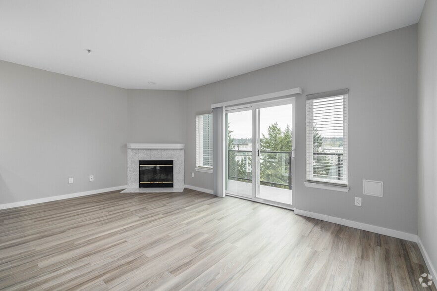 1BR, 1.5BA - 980SF - Living Room - Park Vista Apartments
