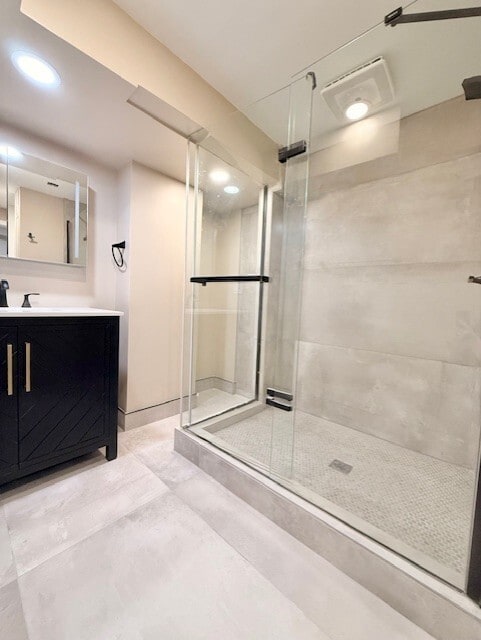 Building Photo - 2140 W Monroe St