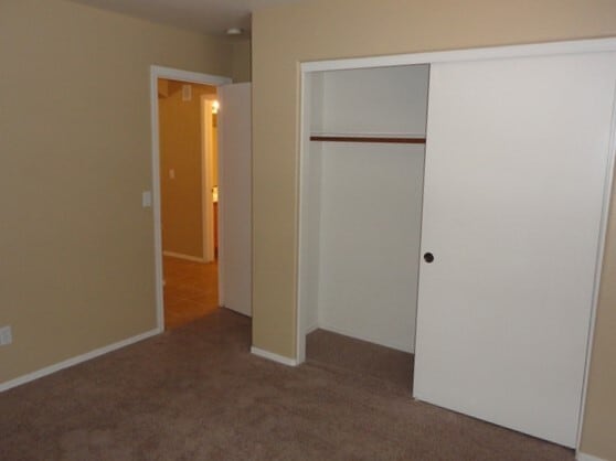 Building Photo - 1505 S 81st Dr