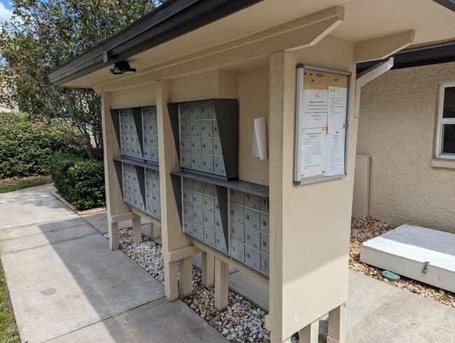 Building Photo - Great 2 bedroom 2 bathroom condo in DeLand...