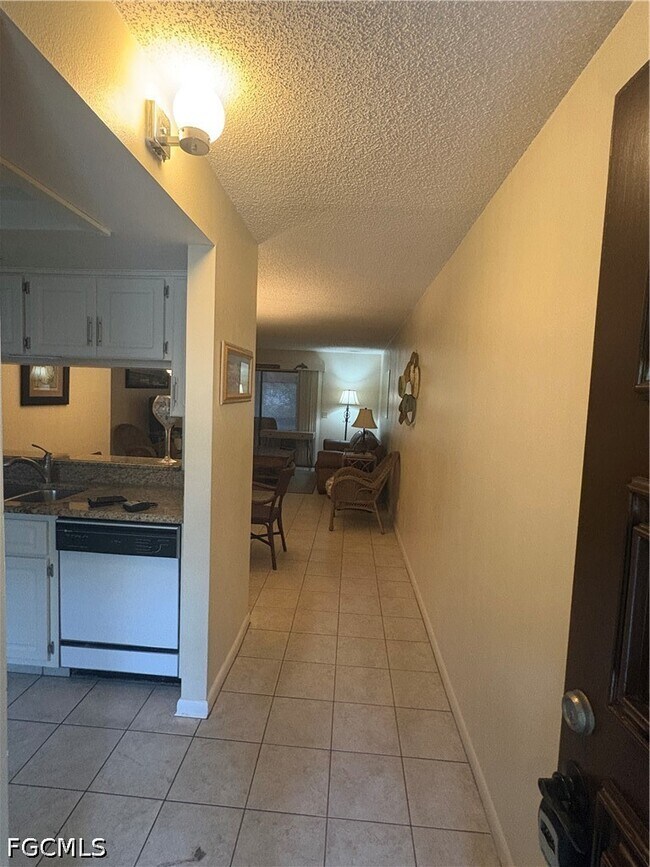 Building Photo - 6116 Whiskey Creek Dr