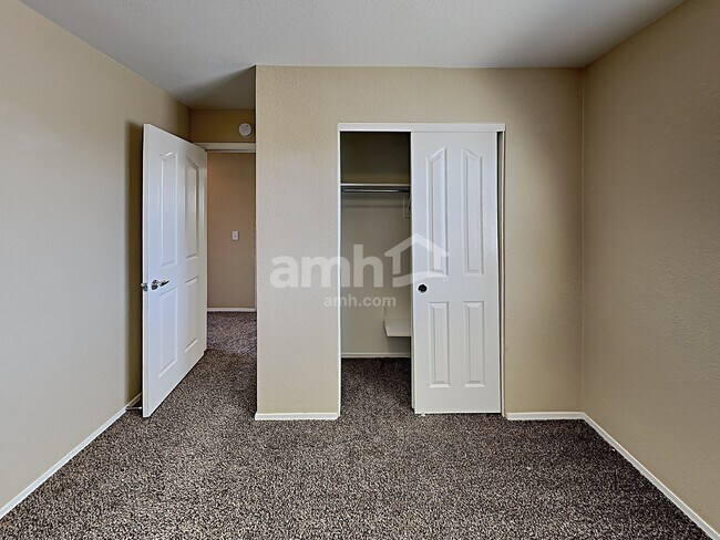 Building Photo - 18732 S Avenida Rio Veloz