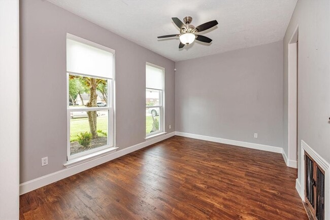 Building Photo - 11634 Peachwood Lake Dr
