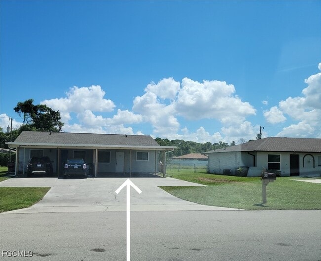 Building Photo - 925 SE 23rd Pl