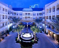 Building Photo - $600 Deposit* Beautiful 2/2 with pool view...