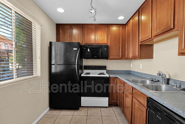 Building Photo - 4354 N 82nd St