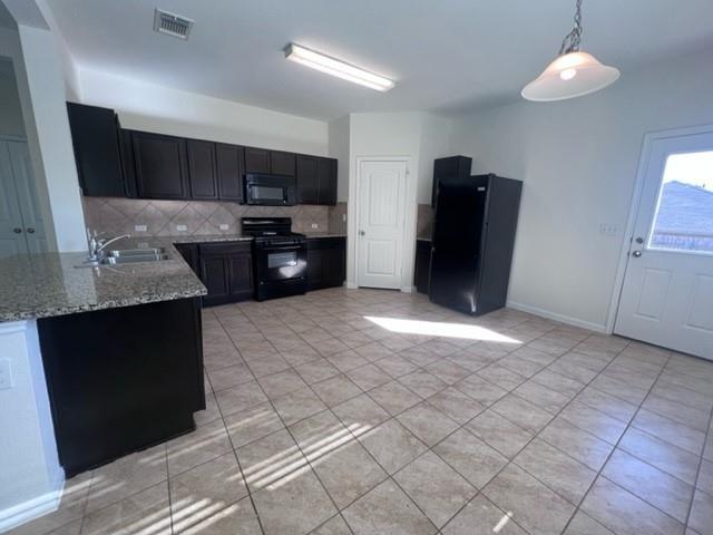 Building Photo - 381 Northern Flicker St