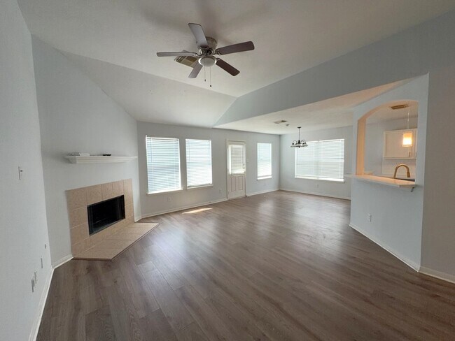 Building Photo - 6519 Gorton Dr