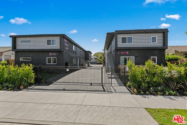 Building Photo - 2922 Hauser Blvd