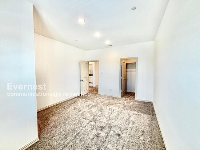 Building Photo - 2848 Bluejack Rd