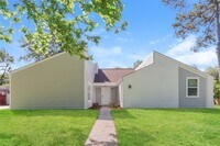 Building Photo - 1911 Hamlin Valley Dr