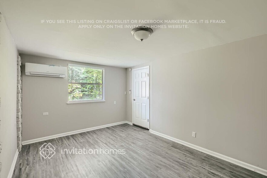 Building Photo - 1037 Mantes Ave