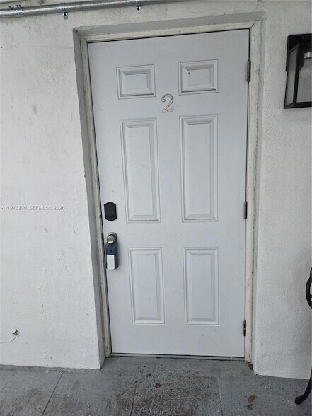 Building Photo - 5712 Hollywood Blvd