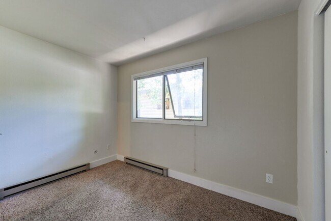 Building Photo - 2311 Spruce St