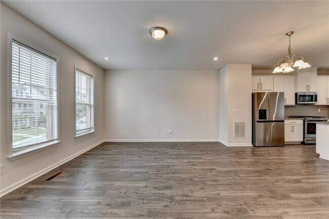 Building Photo - 3587 Hidden Valley Cir