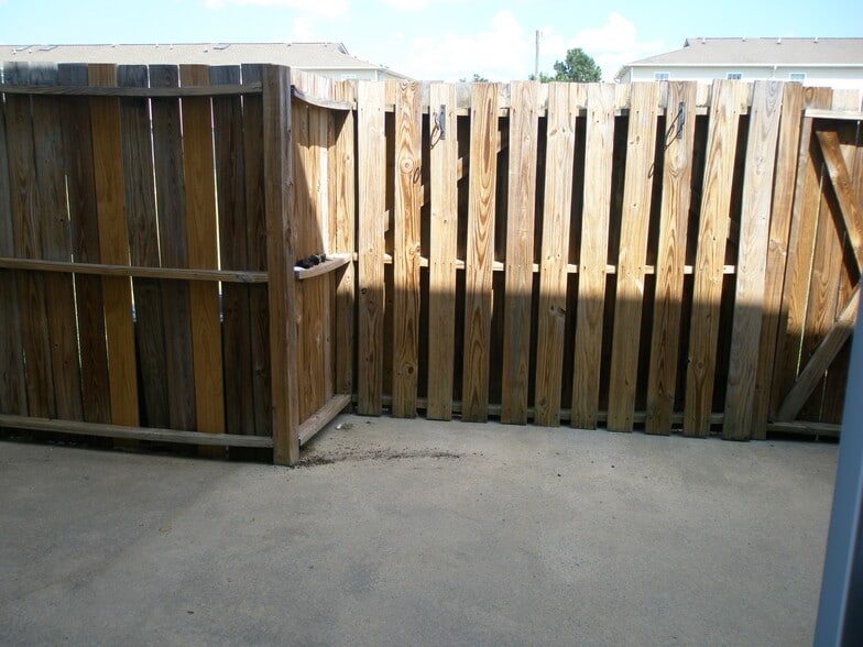 Enclosed Patio - 2330 Vineyard Dr