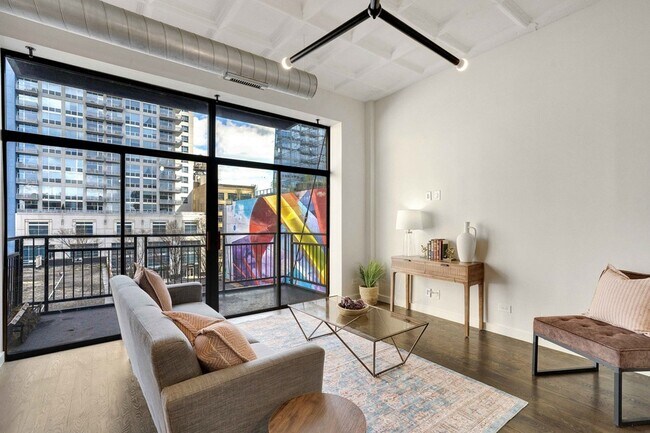 Building Photo - 1307 S Wabash Ave