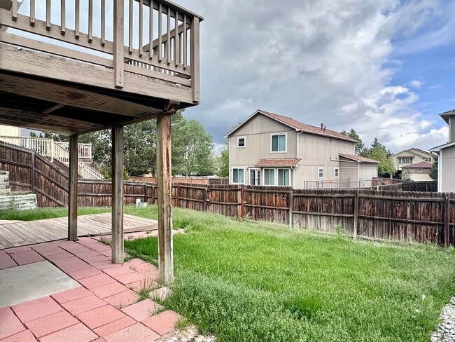Building Photo - Conveniently Located Home in East Quincy H...
