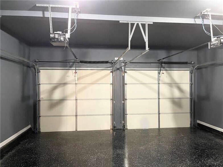 Building Photo - 981 Brownstone Ln SW