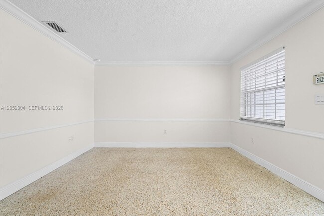 Building Photo - 1333 W 37th St