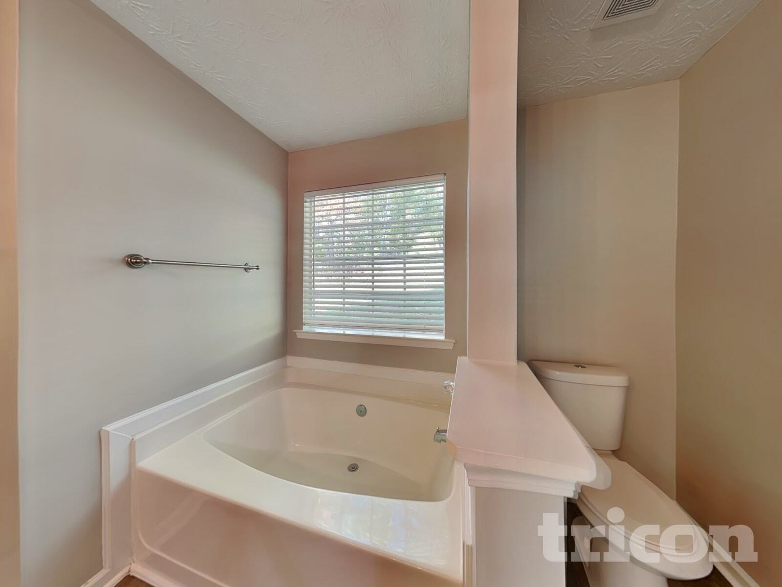 Building Photo - 5545 Amber Cove Way