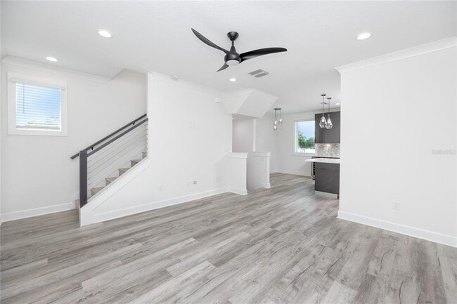 Building Photo - 1520 N Pierce St