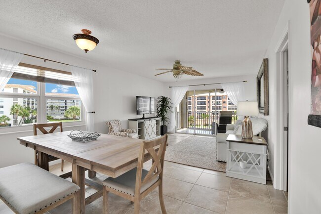 Building Photo - 2871 N Ocean Blvd