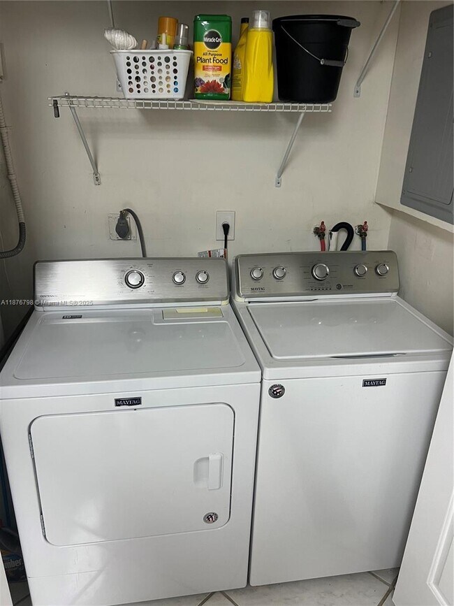 Building Photo - 15341 SW 307th Rd